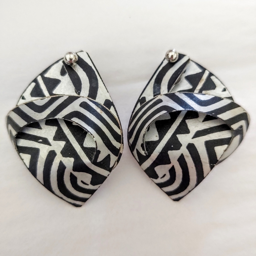 Vintage Fashion Earrings Excellent Condition